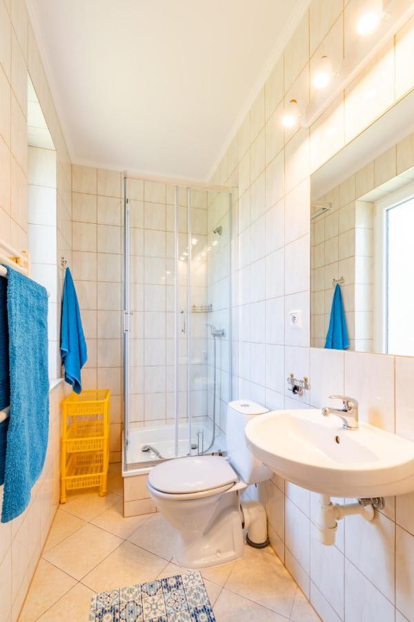Pod Platanem Hotel Rowy  Eksteriør billede